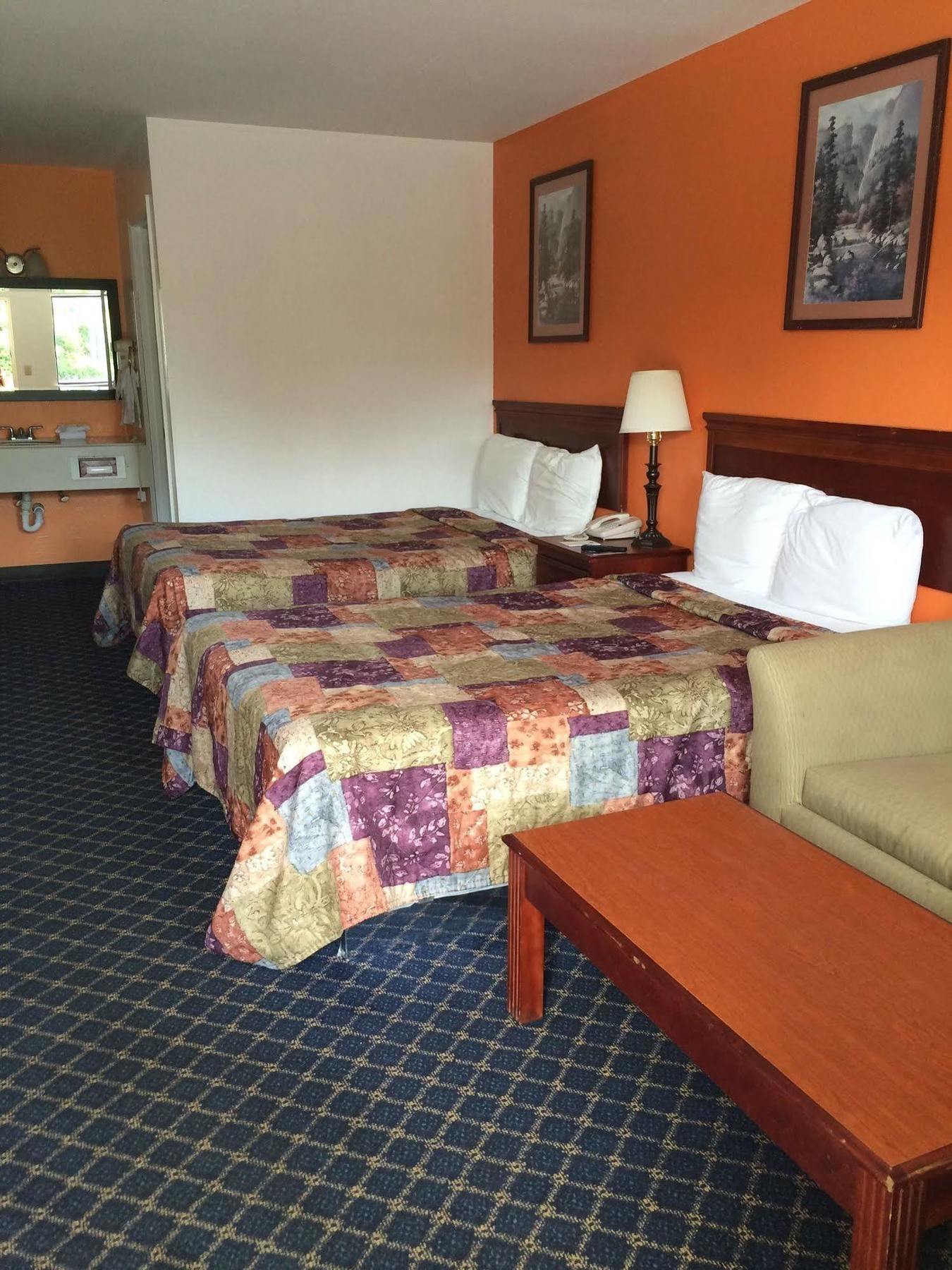 Oyo Hotel Richmond Hill Savannah Area I-95 エクステリア 写真
