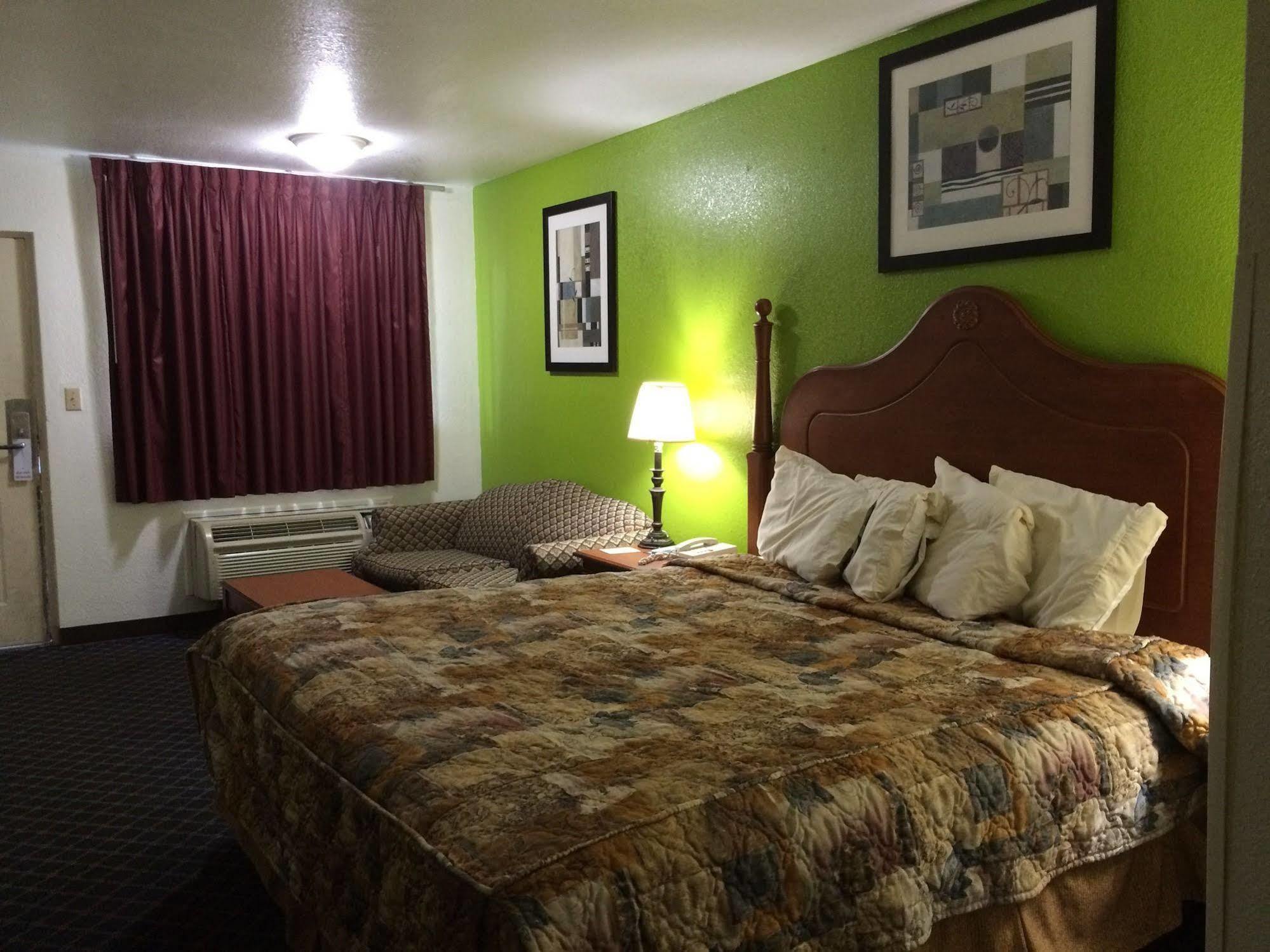 Oyo Hotel Richmond Hill Savannah Area I-95 エクステリア 写真